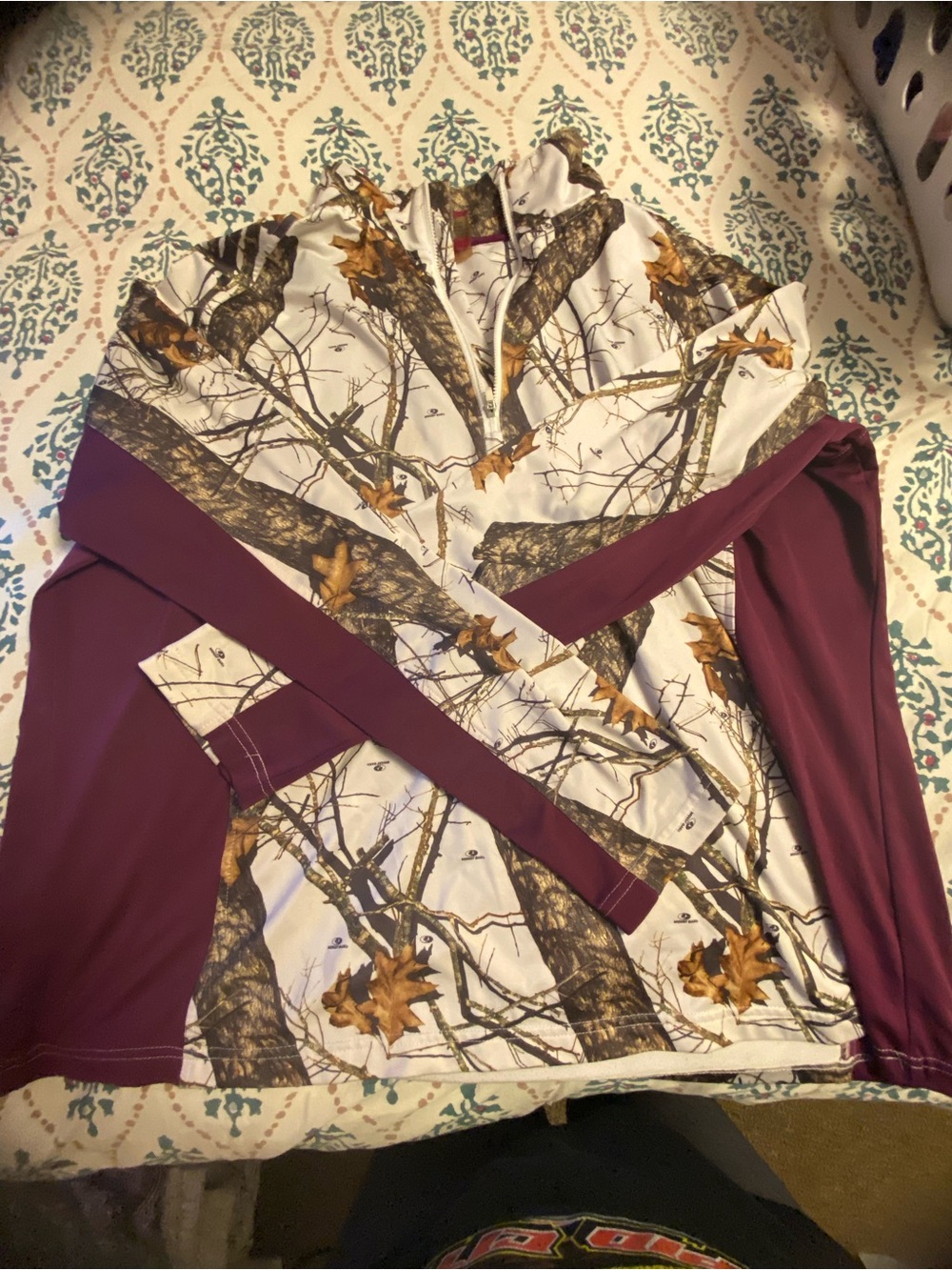 Energy Zone White & Purple Realtree-Style Camo Long Sleeve Shirt